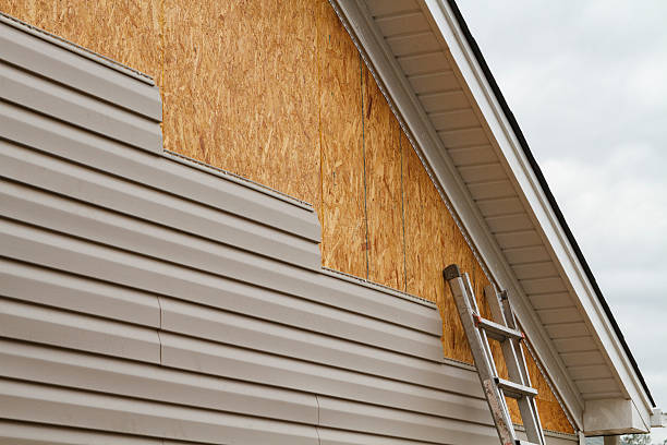 24/7 Emergency Siding experts in Lebanon, CT